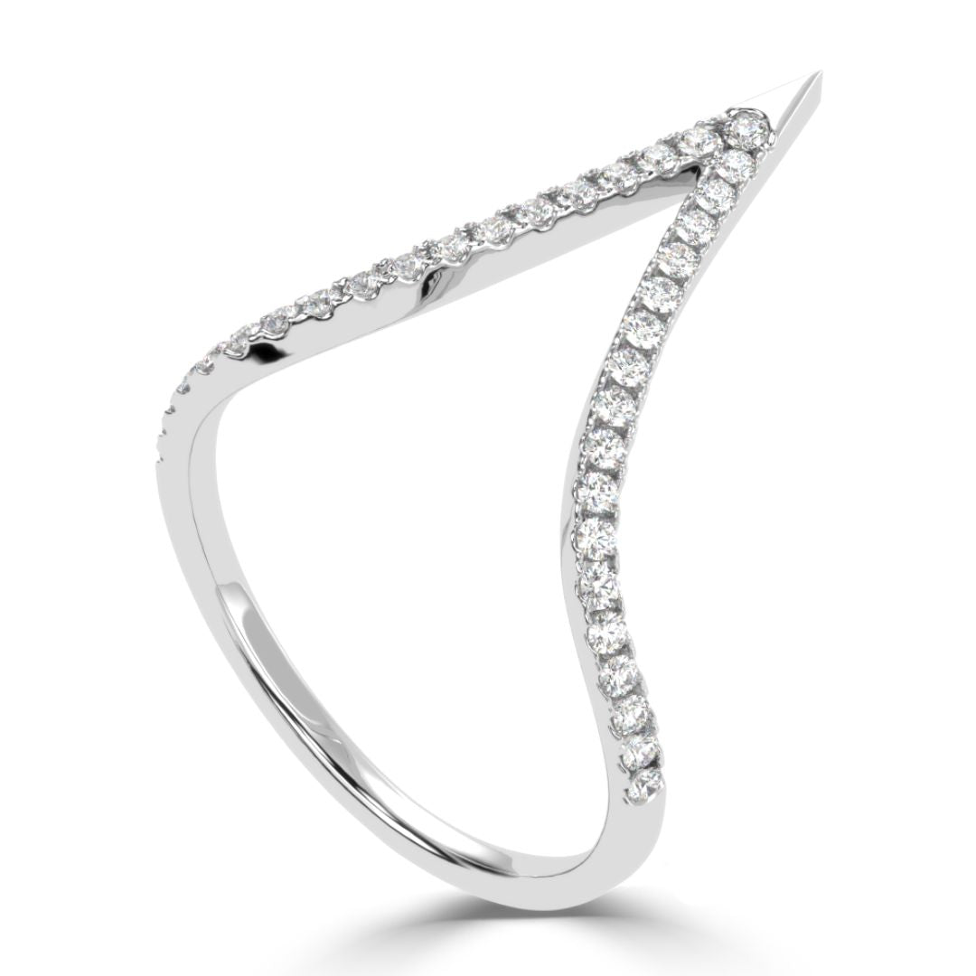 Elevate your style: Lab-grown diamond band with a statement chevron.