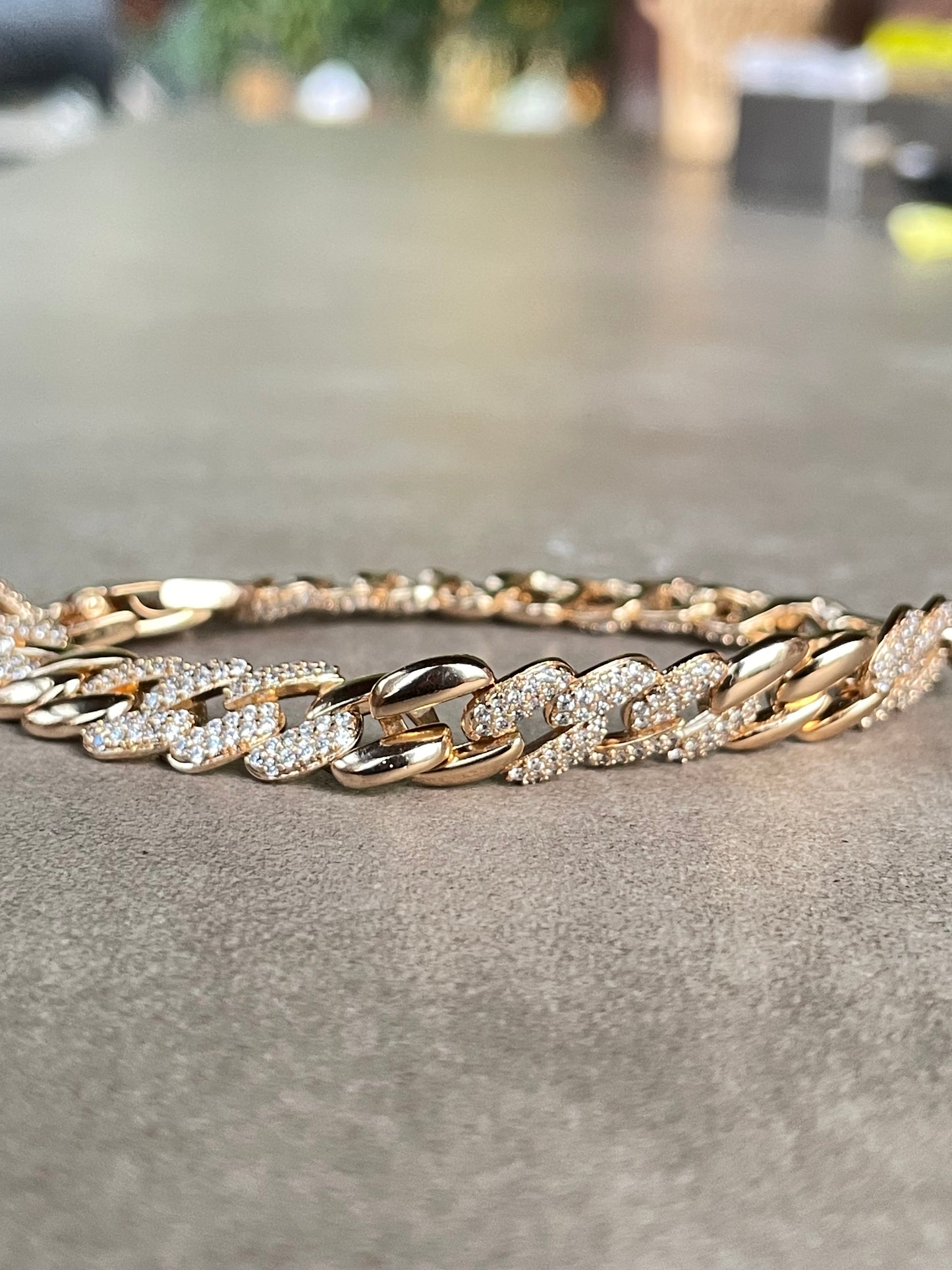 The Luxe Link Bracelet